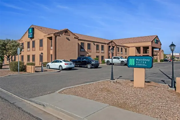 Mainstay Suites